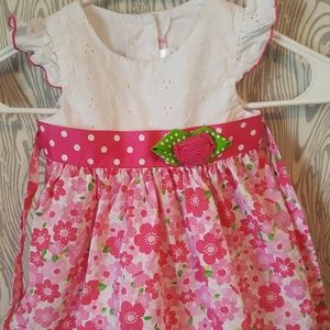 Child dress